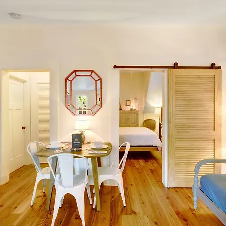 Rosalie Garden Villa